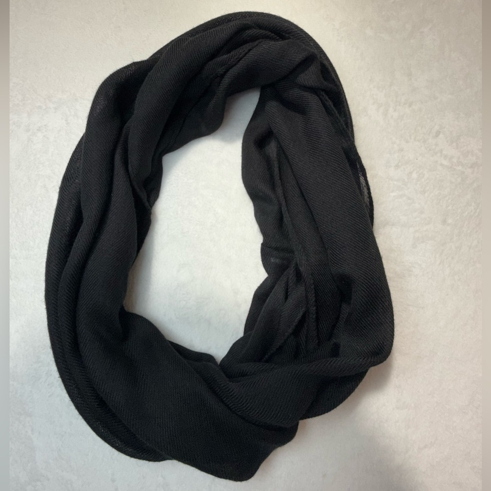 Elegant Black Infinity Scarf